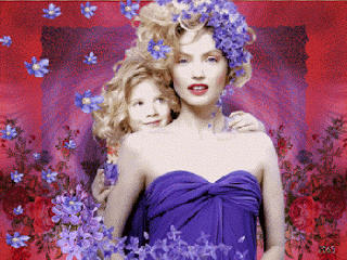 Mama z córeczką i niezapominajki